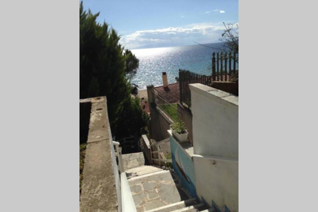 Stefani Apartment With A Sea View Terrace! Nea Moudania Room photo